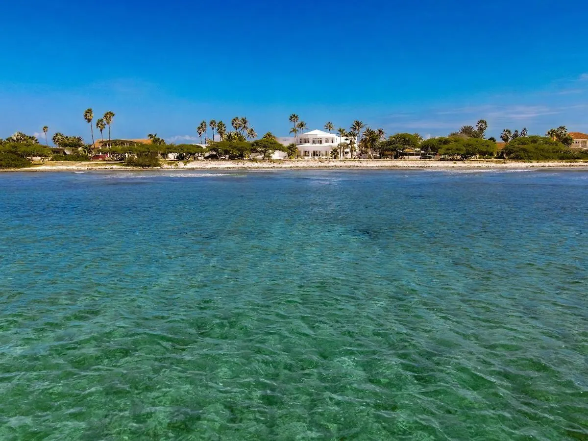 Ocean Front 8-Bedroom 7-Bath Sunset Views Malmok! Palm Beach
