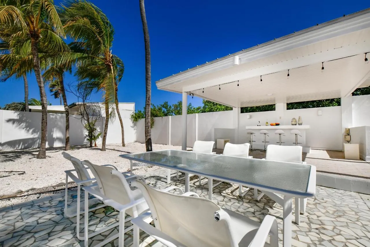 Ocean Front 8-Bedroom 7-Bath Sunset Views Malmok! Palm Beach 0*,